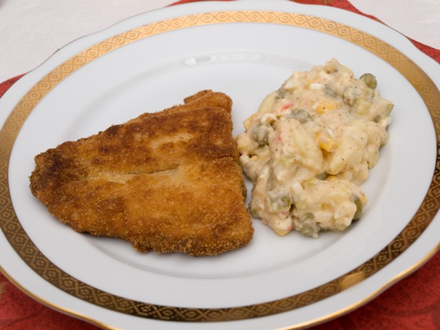 https://www.czechcuisine.net/wp-content/uploads/2014/03/potato-salad.jpg